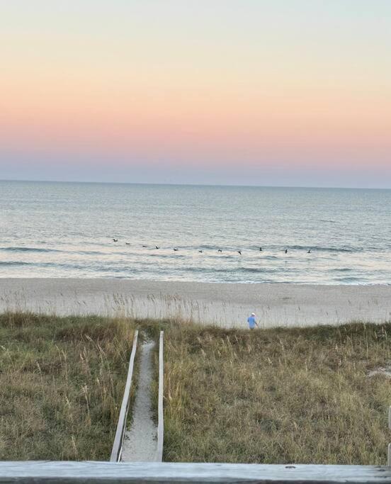 Living The Dream On The Beach! Carolina Beach Esterno foto